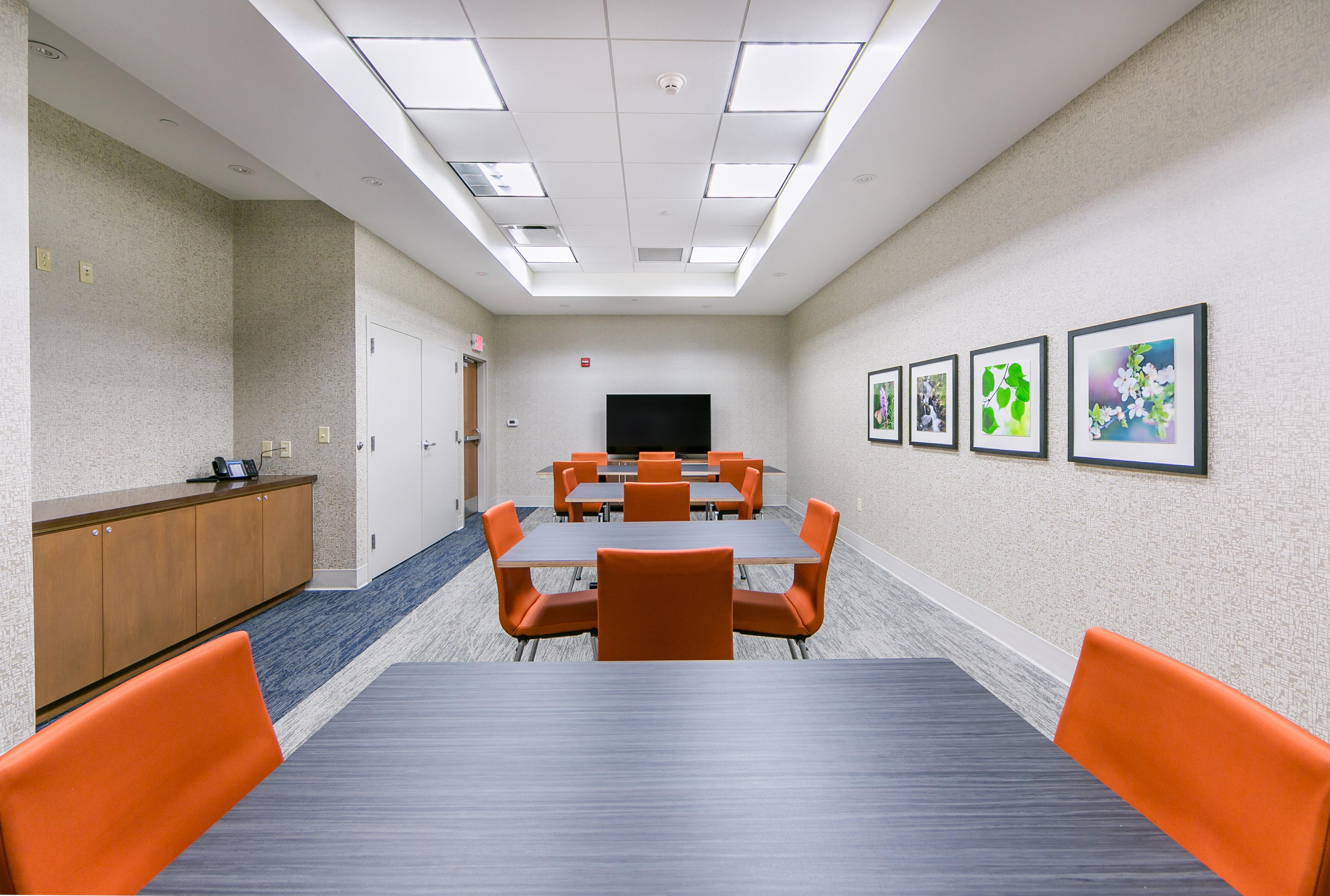 Holiday Inn Express Gatlinburg Downtown By Ihg Exterior photo