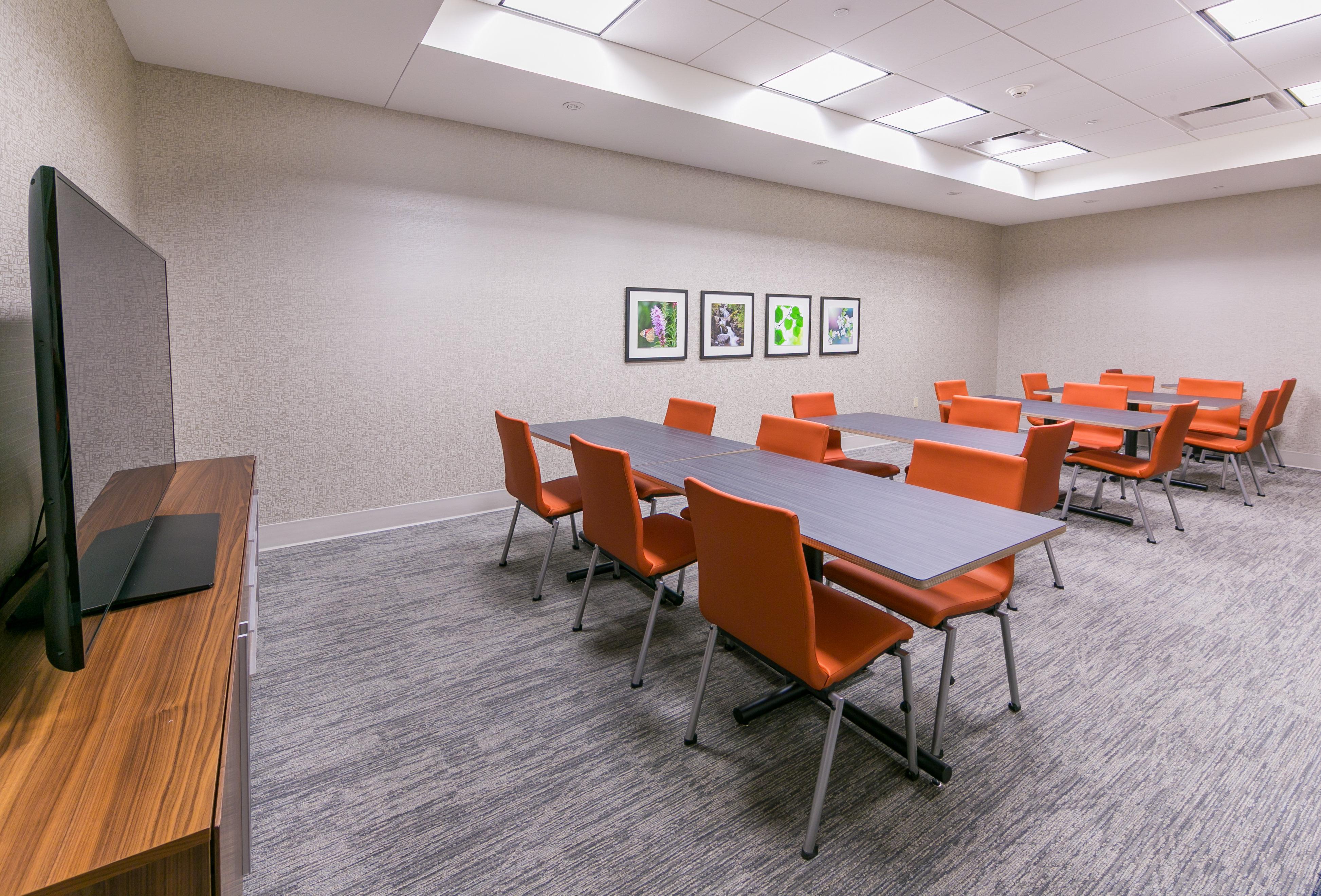 Holiday Inn Express Gatlinburg Downtown By Ihg Exterior photo