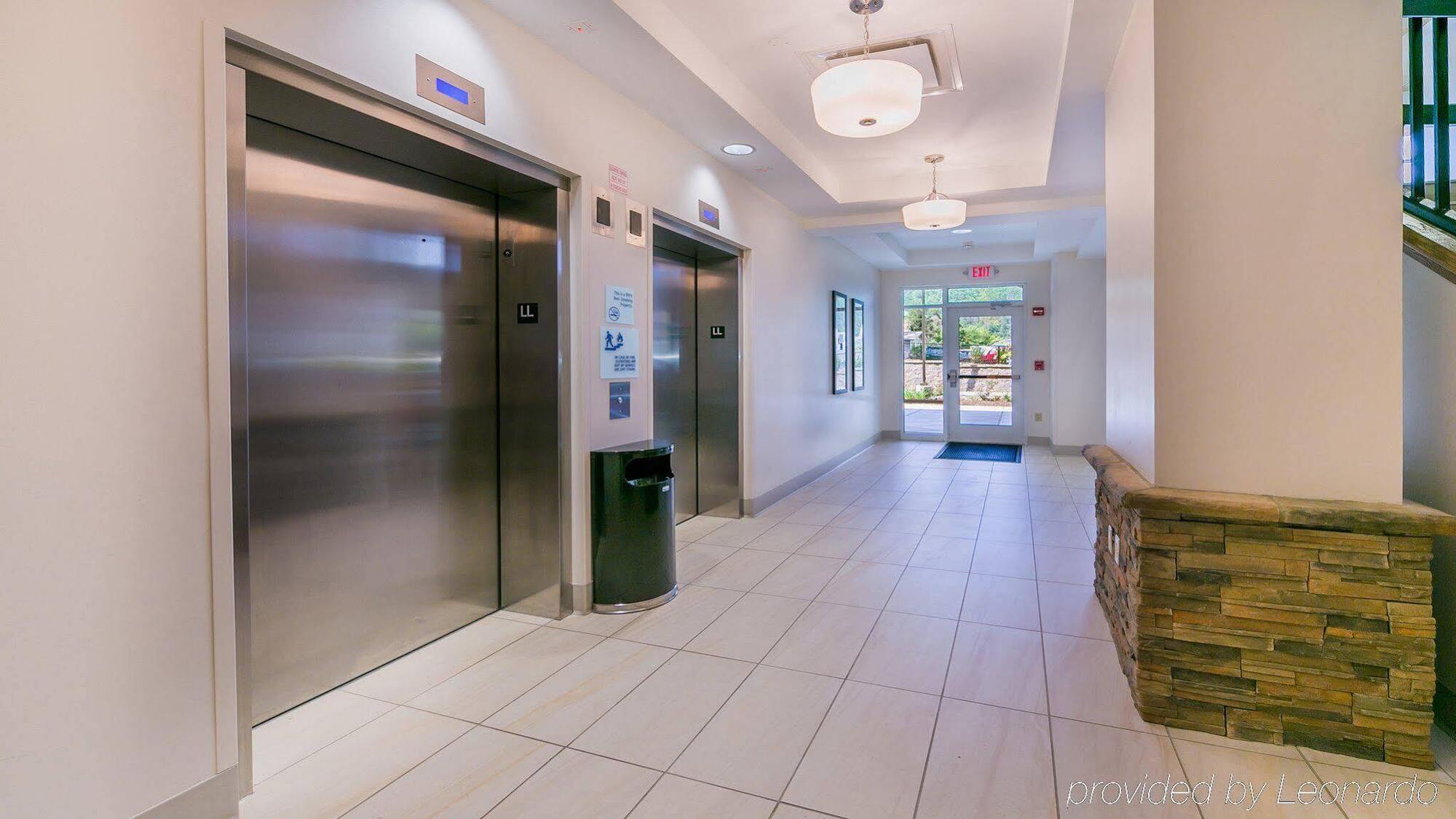 Holiday Inn Express Gatlinburg Downtown By Ihg Exterior photo