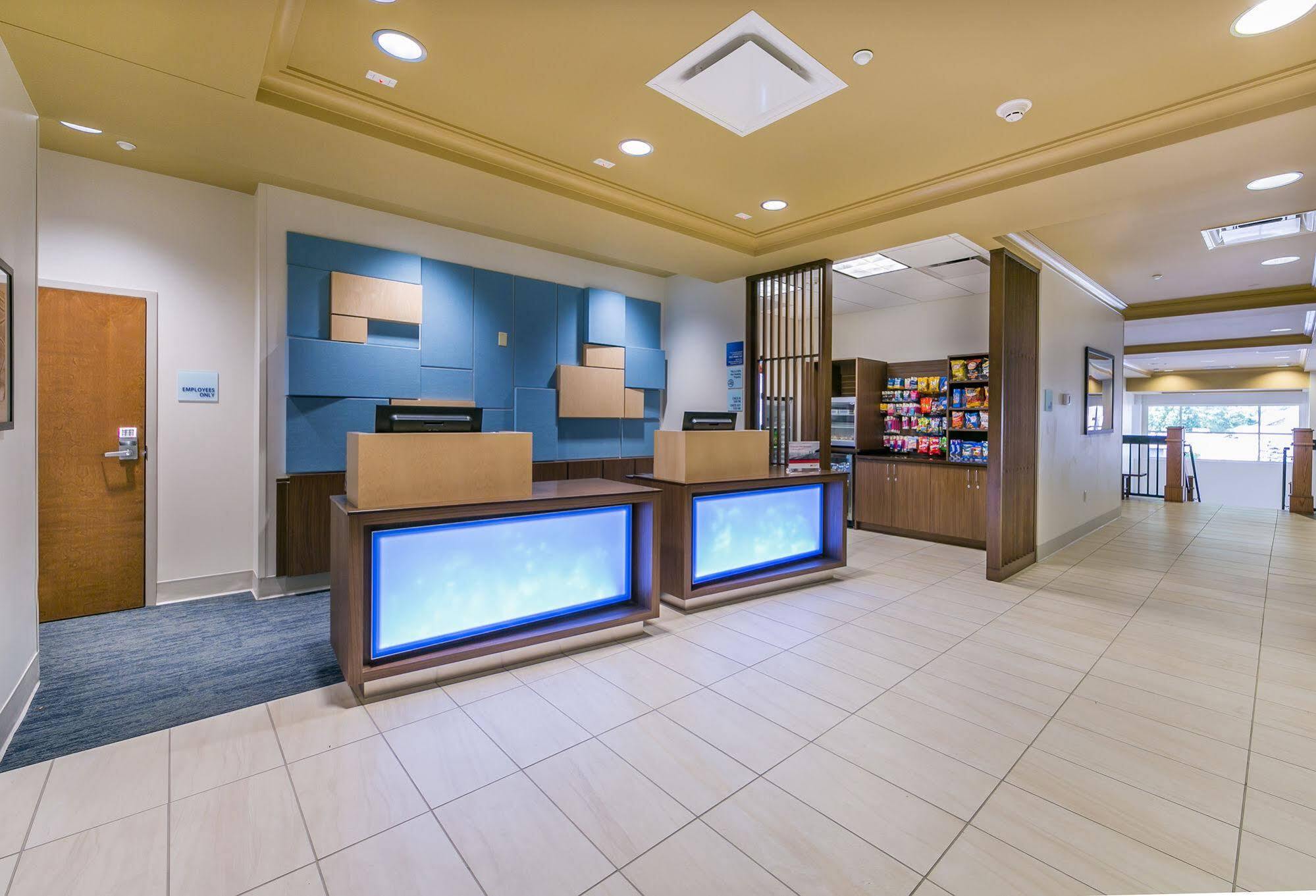 Holiday Inn Express Gatlinburg Downtown By Ihg Exterior photo